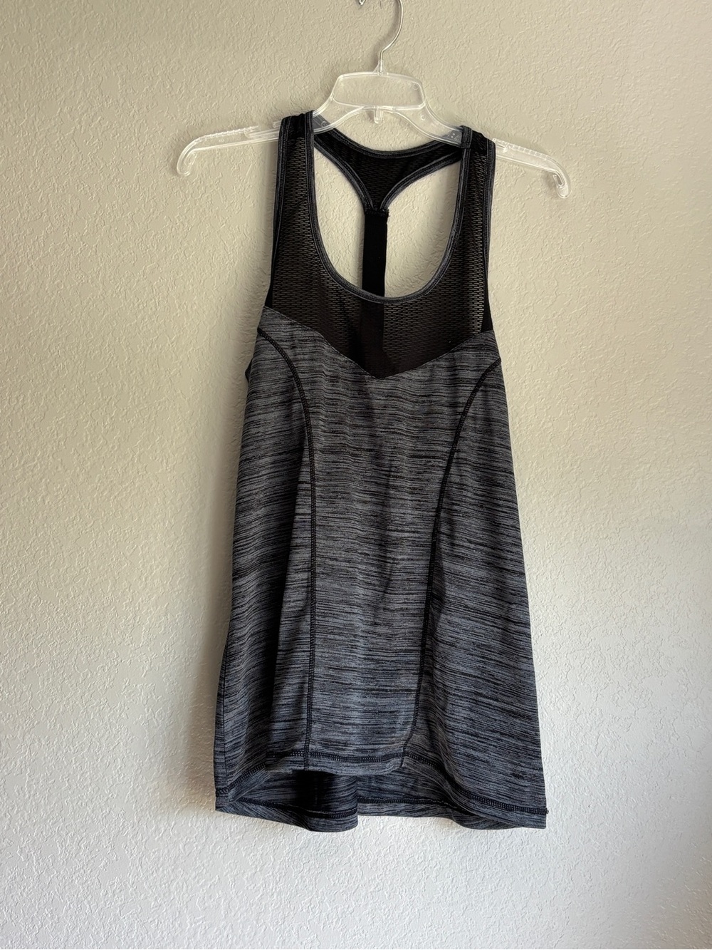 Reebok Gray Heathered Racerback Workout Tank Top Women’s L